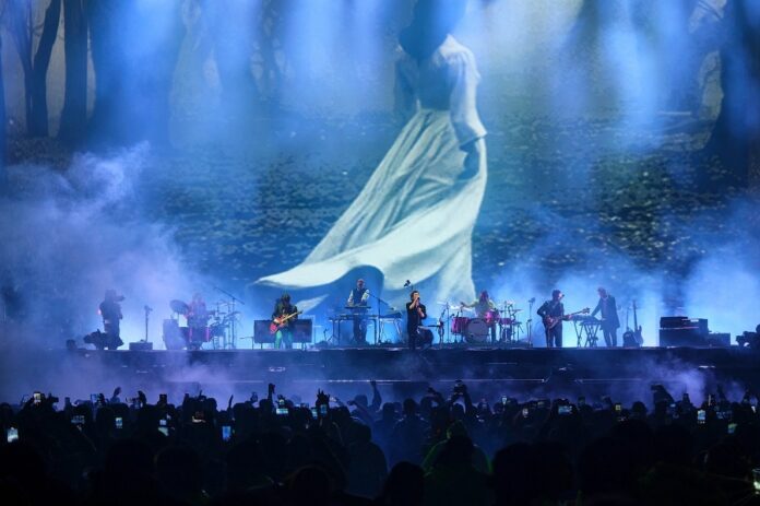 Así Conquistó Zoé el Estadio GNP Seguros en la Primera de sus 5 Noches Sold Out - AlternativaTlx