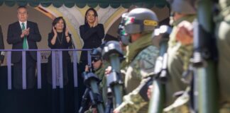 Encabeza Gobernadora Desfile Cívico-Militar por El CCXV Aniversario del Inicio de la Independencia de México - AlternativaTlx