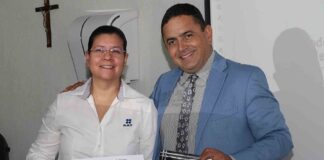 Estudiantes de Contaduría Conocen “Todo lo que Debemos Saber del Mundo Tributario” - AlternativaTlx