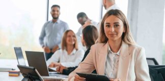 Impulsa Tu Futuro Con la Licenciatura en Administración de Empresas En Línea - AlternativaTlx