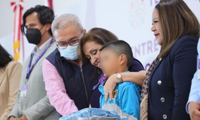 Invierte Gobierno Estatal 18 MDP en Uniformes para Educación Básica y Bachillerato - AlternativaTlx