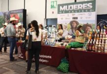 Alumnas de la UAG Impulsan Proyectos de Emprendimiento en Congreso Agroalimentario - AlternativaTlx