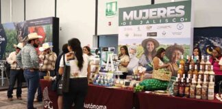 Alumnas de la UAG Impulsan Proyectos de Emprendimiento en Congreso Agroalimentario - AlternativaTlx