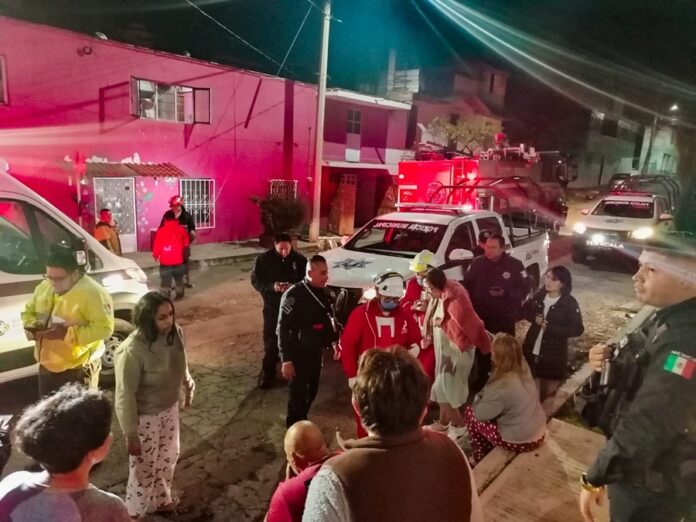 Con Coordinación Interinstitucional Policía de la Capital Protege a una Familia tras Incidente con Tanque de Gas en la Loma Xicohténcatl - AlternativaTlx