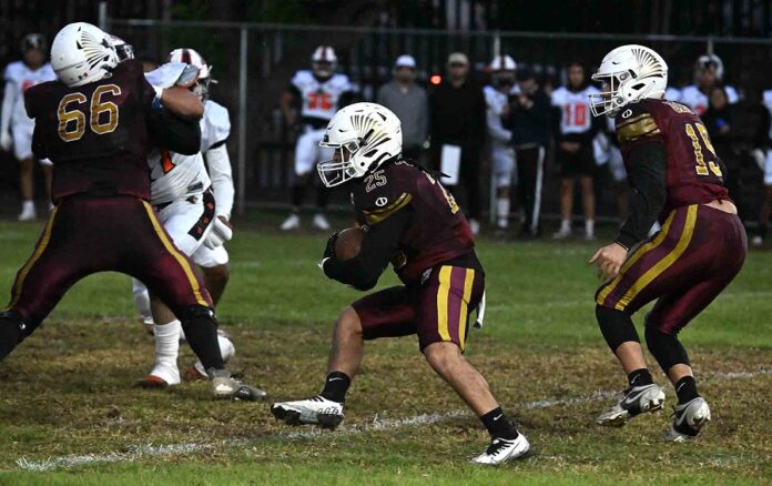 Tecos se Ubican en Zona de Playoffs de la Liga Mayor de Americano - AlternativaTlx
