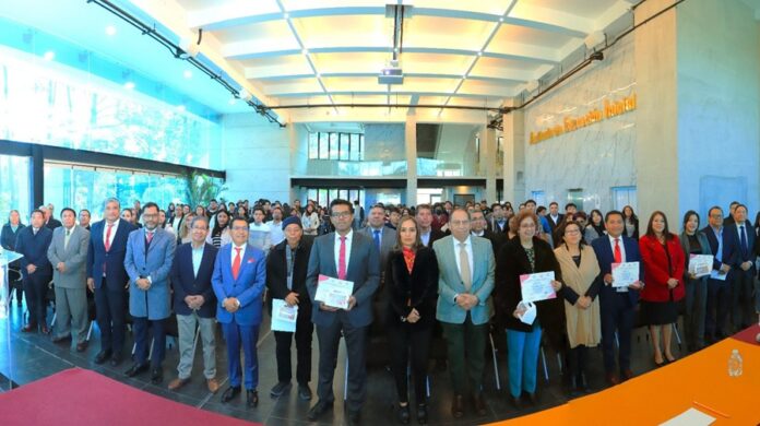 Especialistas Analizan el Impacto Social y Cultural de la Torre de Rectoría UATx - AlternativaTlx