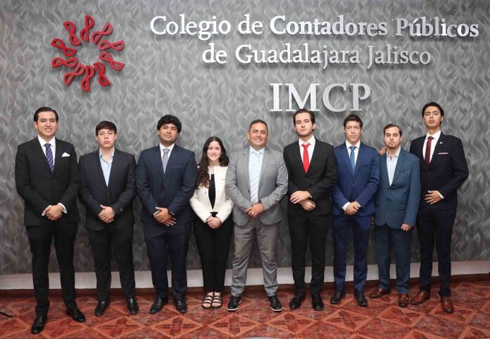 Estudiantes de la UAG Participan en Maratón de Contabilidad Gubernamental - AlternativaTlx Estudiantes de la UAG Participan en Maratón de Contabilidad Gubernamental - AlternativaTlx