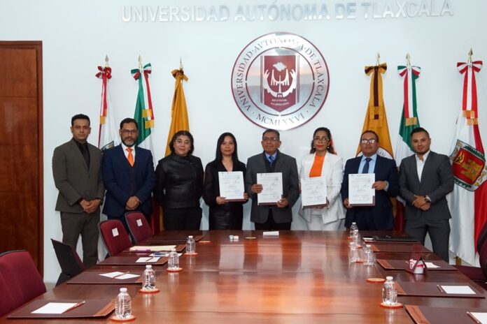 Firman Acuerdo de Colaboración la UATx y el SAET - AlernativaTlx