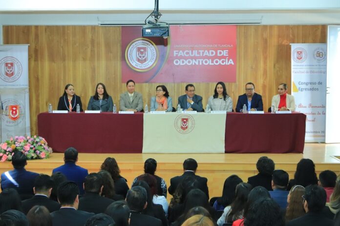 Rector Realza la Trascendente Labor de la Facultad de Odontología a lo Largo de 50 Años de Actividad - AlternativaTlx