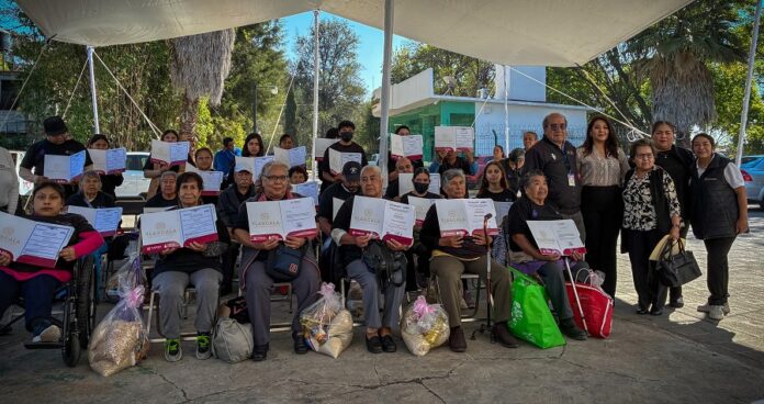Entrega de Certificados de Alfabetización, Primaria y Secundaria en Zacatelco: Un Paso más Hacia la Educación para Todos - AlternativaTlx