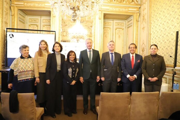 En Madrid, Gobernadora Lorena Cuéllar Participa en el Seminario “Tlaxcaltecas y Españoles, un Encuentro que Marcó la Historia” - AlternativaTlx