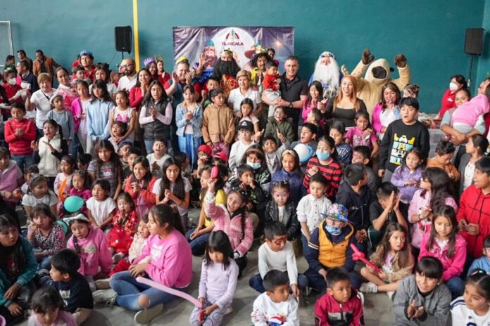 En los Festejos de Día de Reyes Ninguna Comunidad se Quedó sin Juguetes y Ningún Menor sin Sonrisas: Alfonso Sánchez García - AlternativaTlx