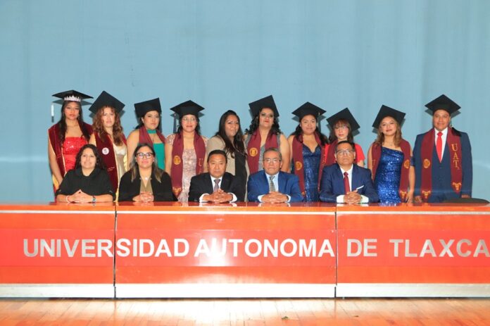Gradúa Campus San Pablo del Monte UATx a Nueva Generación de Licenciaturas en Psicología, Trabajo Social y Administración - AlternativaTlx